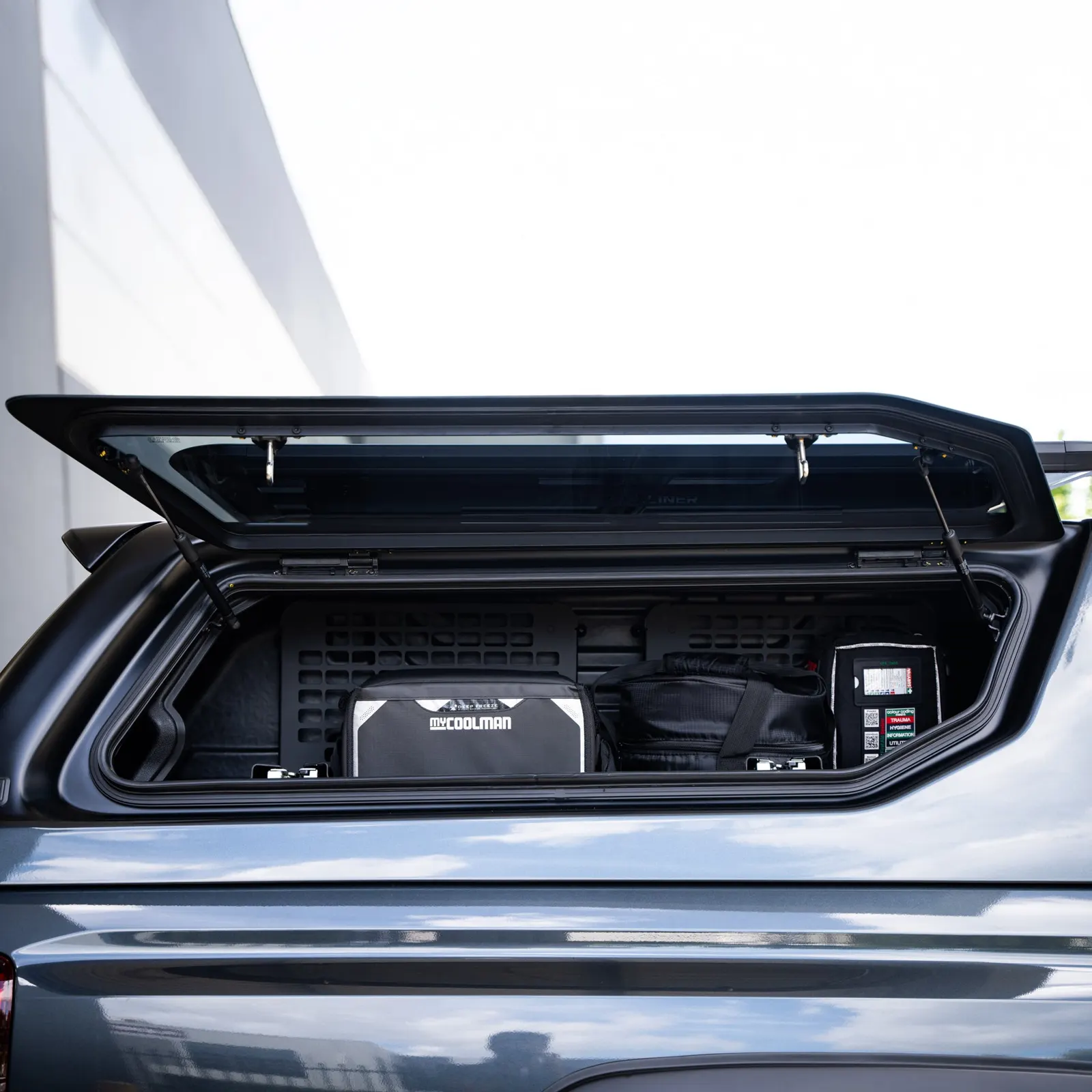 Maxliner side window box for the Venture canopy