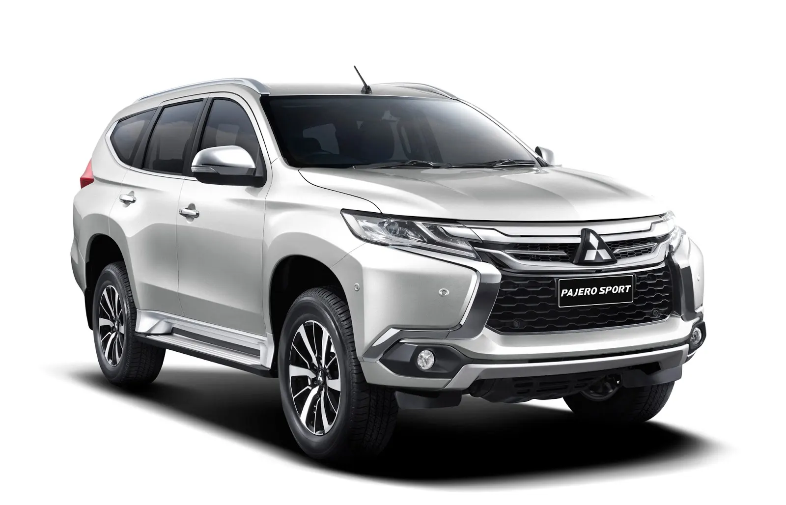 Mitsubishi Pajero Sport QE (2015+) with Outback Armour suspension