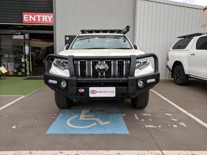 Opposite Lock Post-type bull bar, Toyota Prado 150