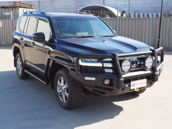 Opposite Lock Side rails, Toyota LandCruiser 300