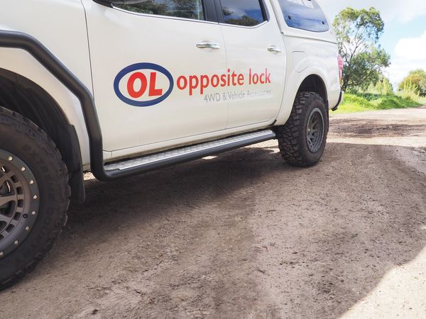 Opposite Lock Side steps, Nissan Navara D23 facelift