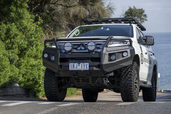 Raxar Loop bull bar, Mitsubishi Pajero Sport QF/QG