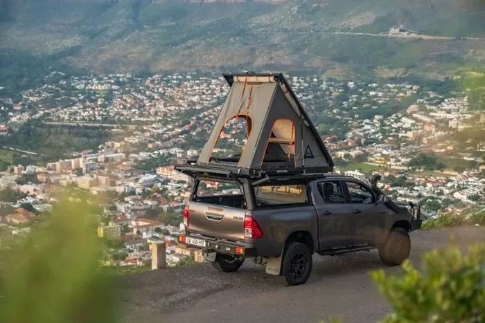 Alu-Cab Gen 3-R rooftop tent